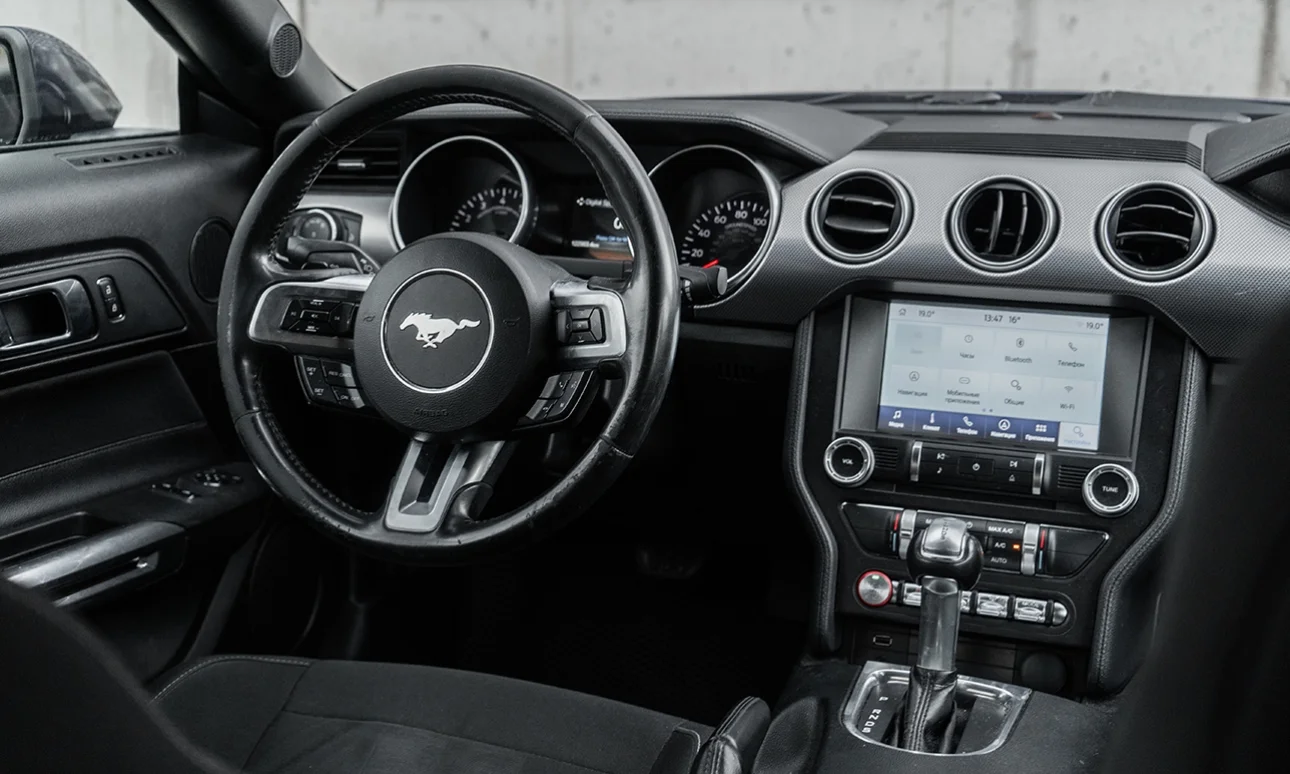 Аренда/Прокат Ford Mustang от 1 минуты в Москве - миниатюра 5