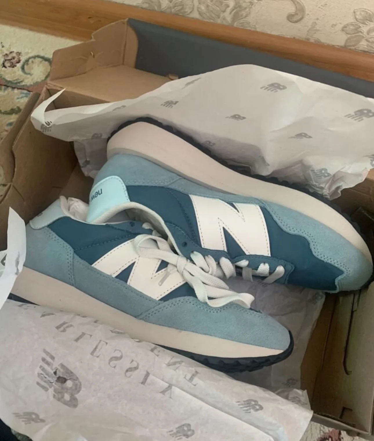 Кроссовки New Balance - миниатюра 2