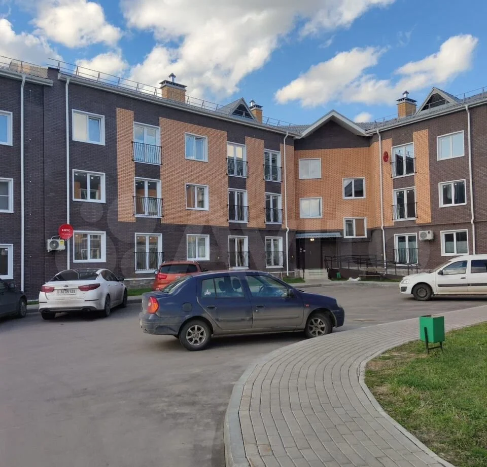 2-к. квартира, 60 м², 2/3 эт. - миниатюра 2