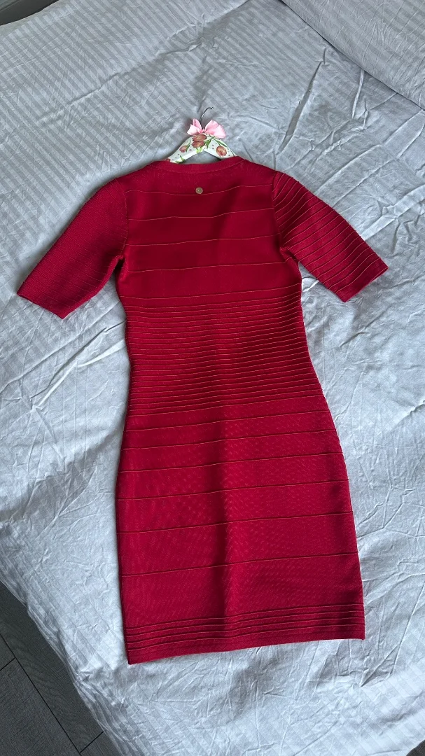 Платье guess женское 44, M бордо красное оригинал - миниатюра 6