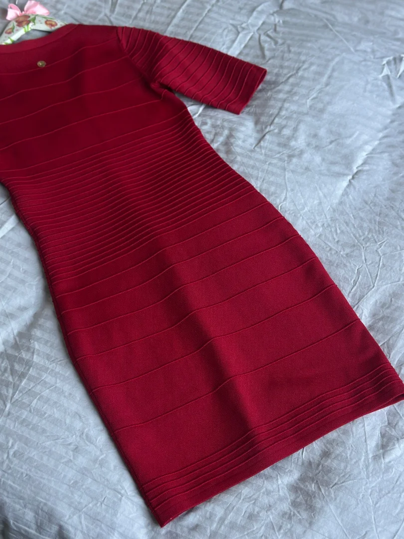Платье guess женское 44, M бордо красное оригинал - миниатюра 8