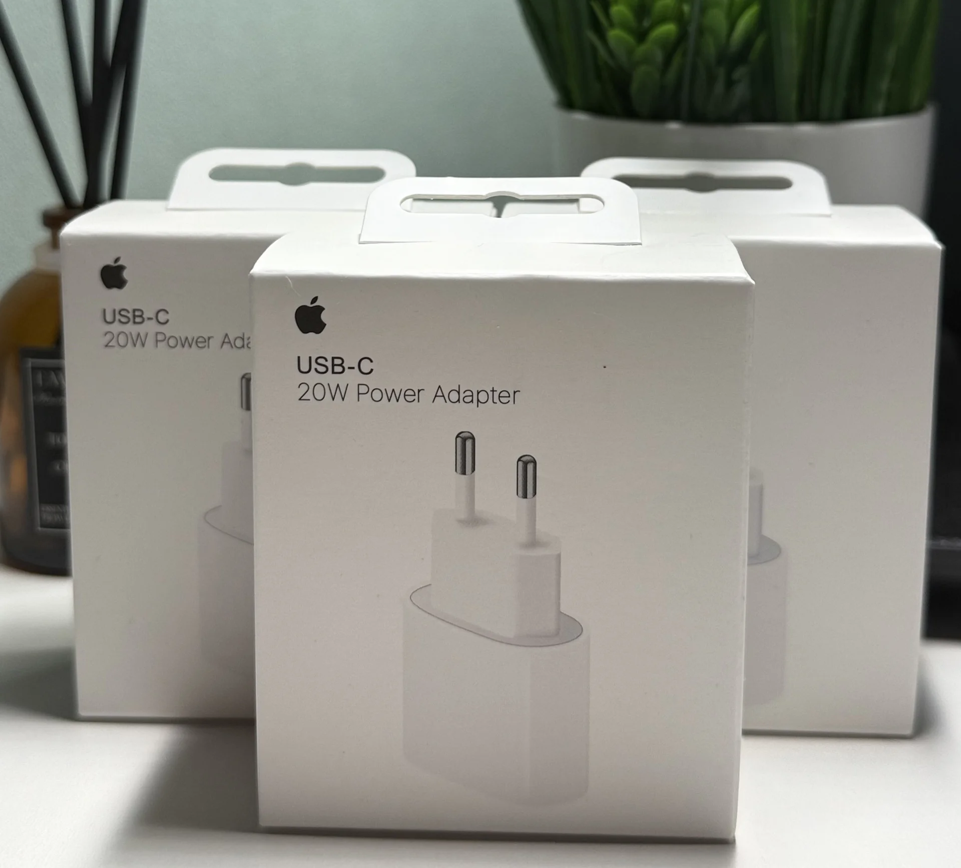 Блок для iPhone 20W оригинал - изображение 1