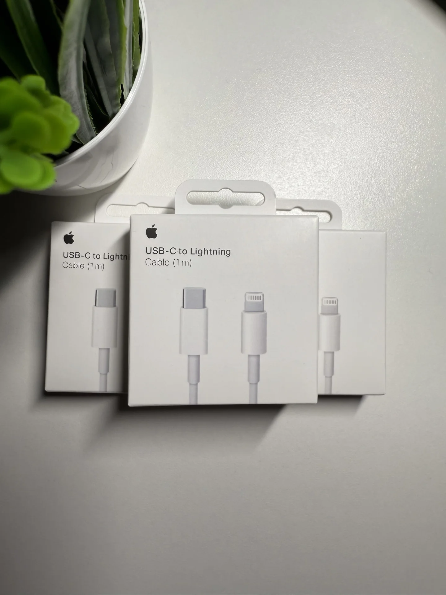 Кабель Lightning (1m) оригинал - изображение 1