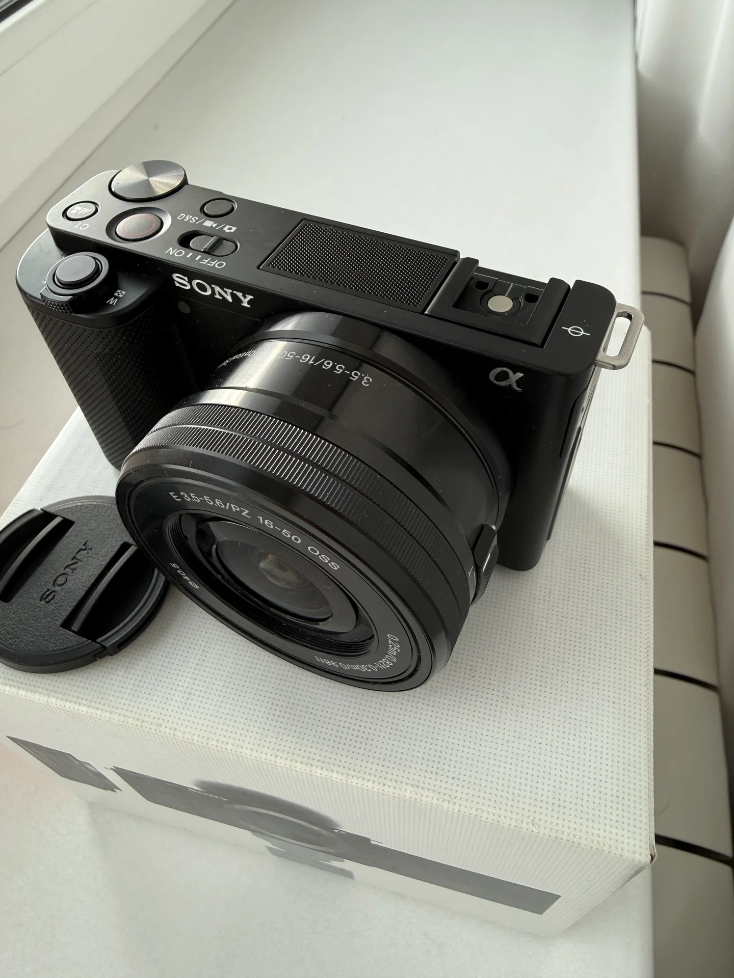 Фотоаппарат sony zv e10 kit 16 50mm - миниатюра 4