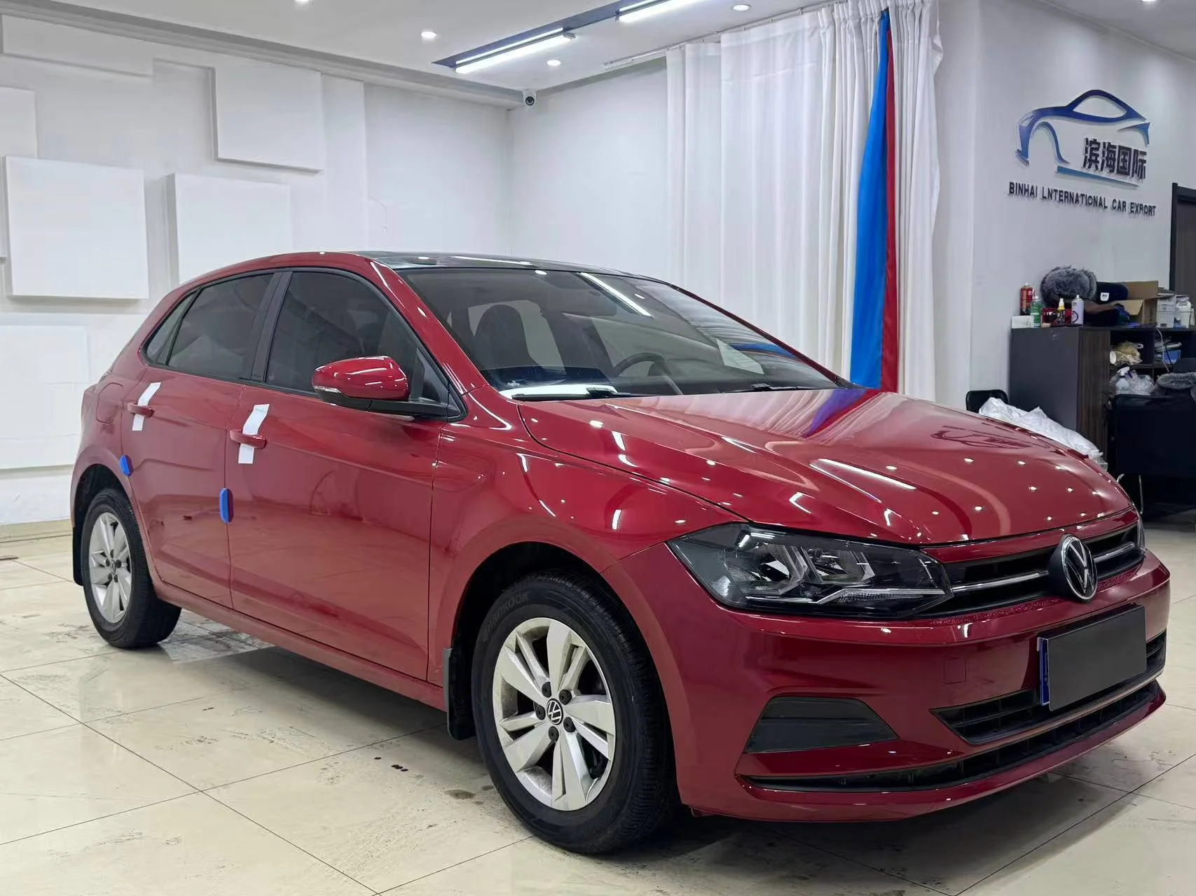 Vw Polo Plus Panoramic Enjoy Edition - миниатюра 3