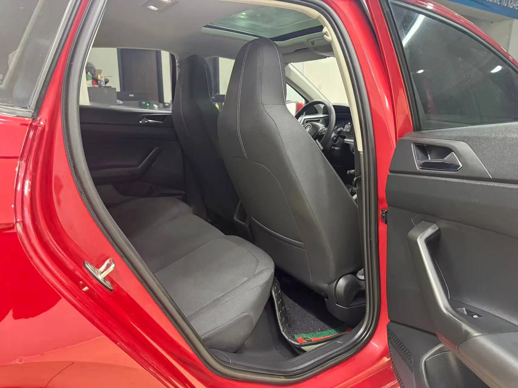Vw Polo Plus Panoramic Enjoy Edition - миниатюра 7