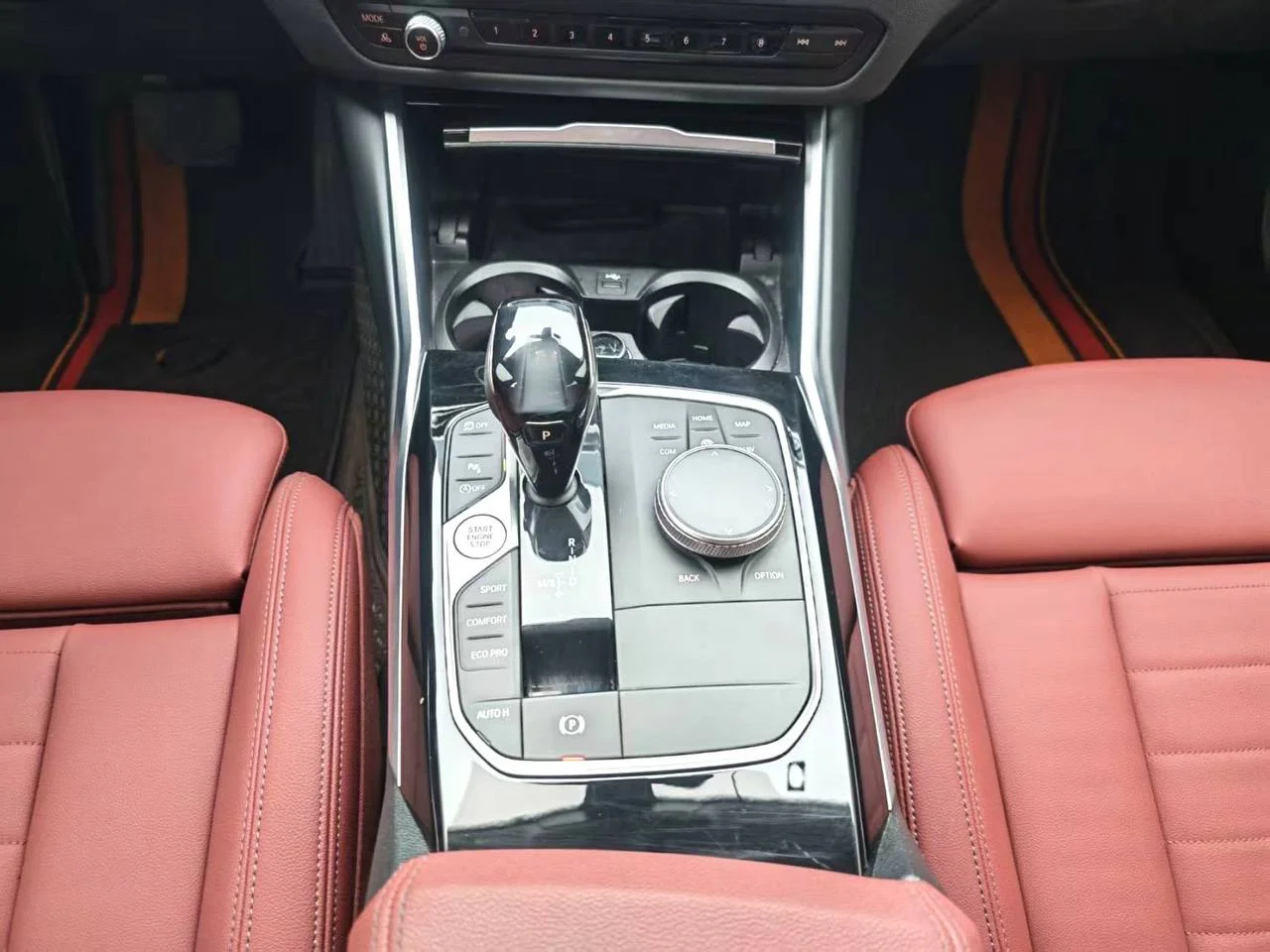 BMW 320i M Sport Set - миниатюра 9