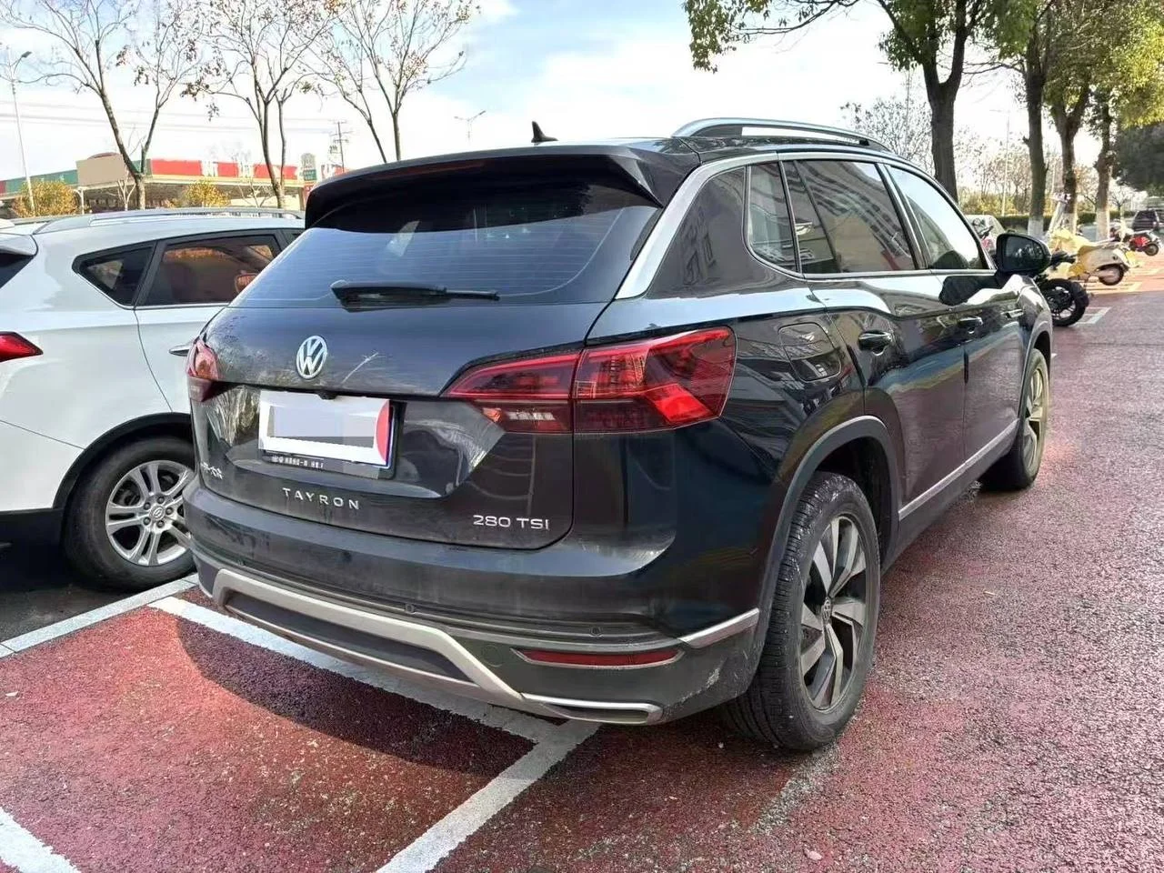 Volkswagen Tayron Luxury Intelligent Connect Edition - миниатюра 3