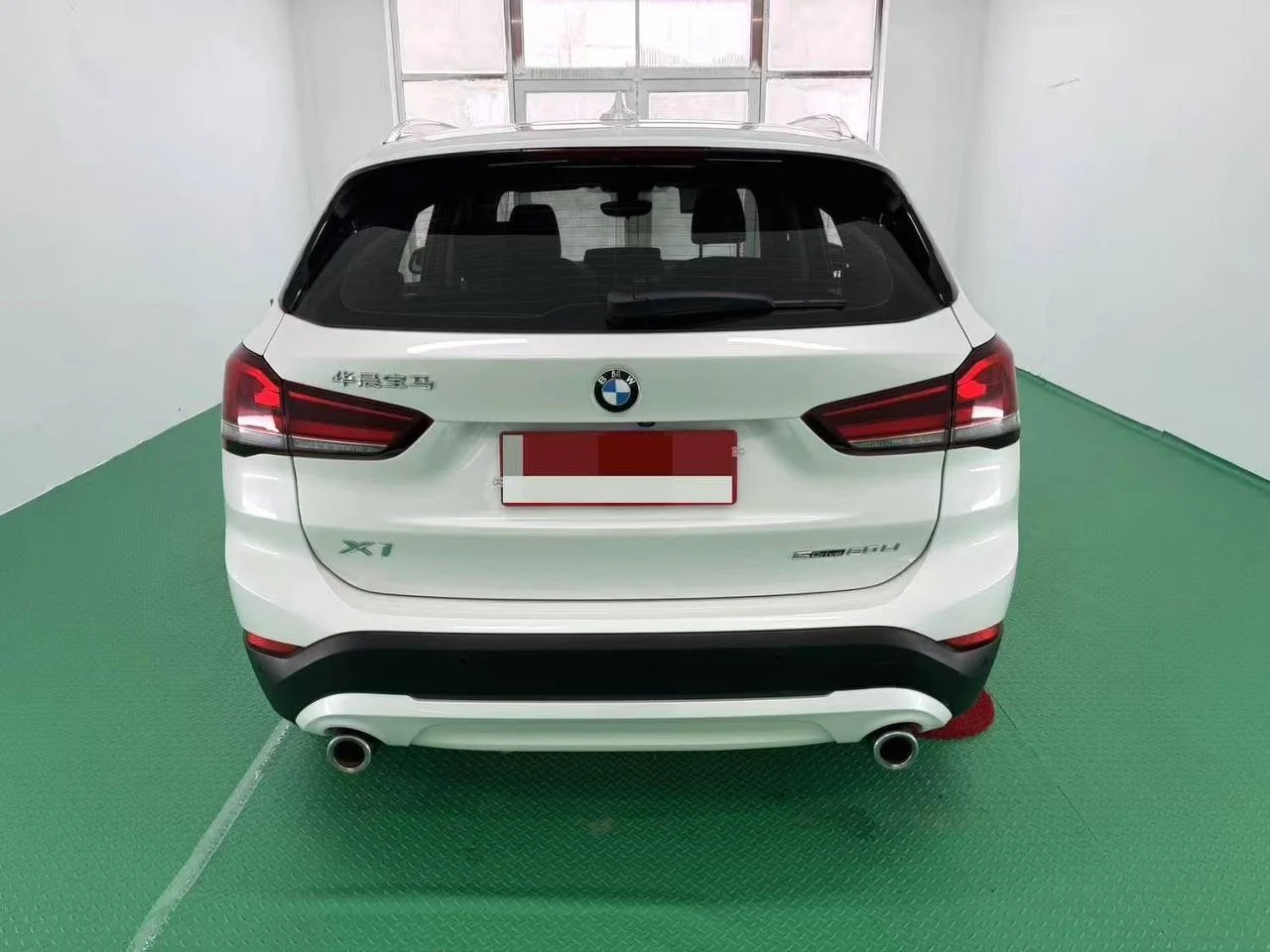BMW X1 Fashion Edition - миниатюра 3