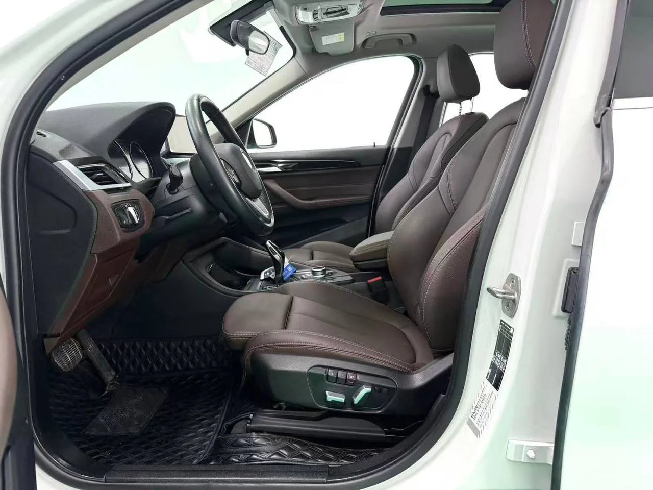 BMW X1 Fashion Edition - миниатюра 6