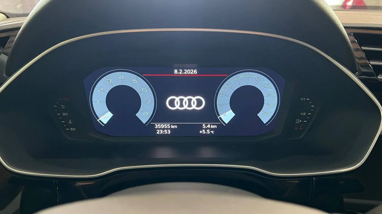 Audi Q3 Aggressive Sporty Edition - миниатюра 8