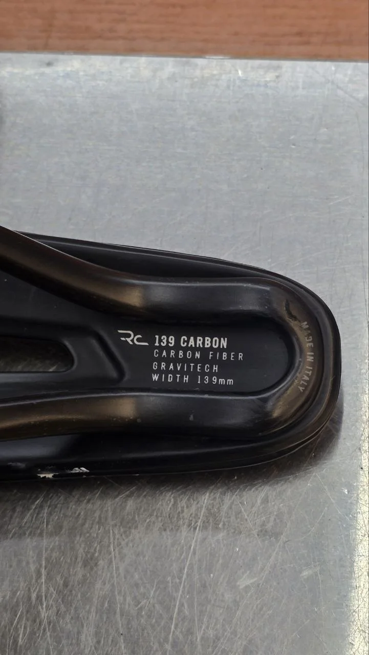 Седло Bianchi RC 139 Carbon топовое - миниатюра 2
