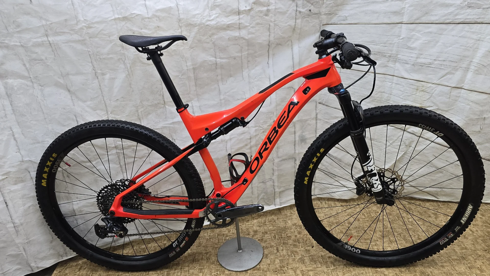 Карбоновый 29" двухподвес Orbea Oiz - изображение 1