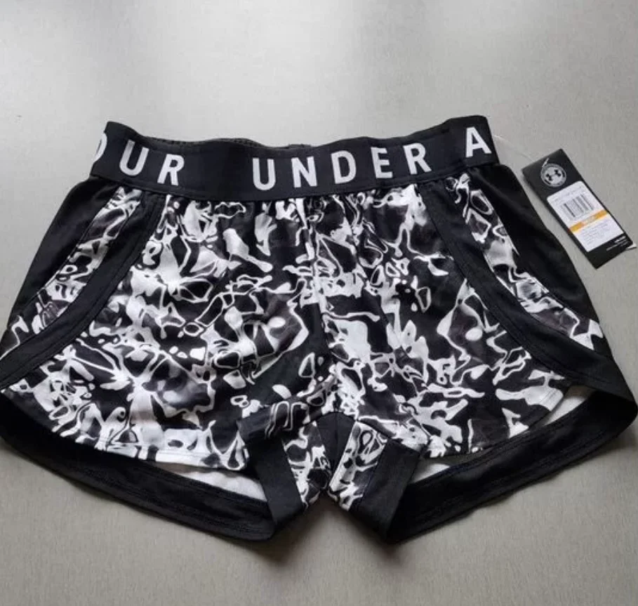 Шорты женские Under Armour для спорта и бега - изображение 1