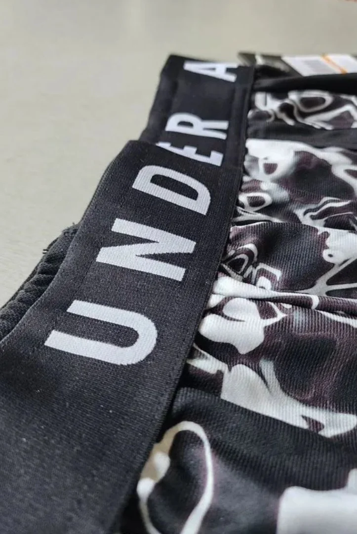 Шорты женские Under Armour для спорта и бега - миниатюра 2