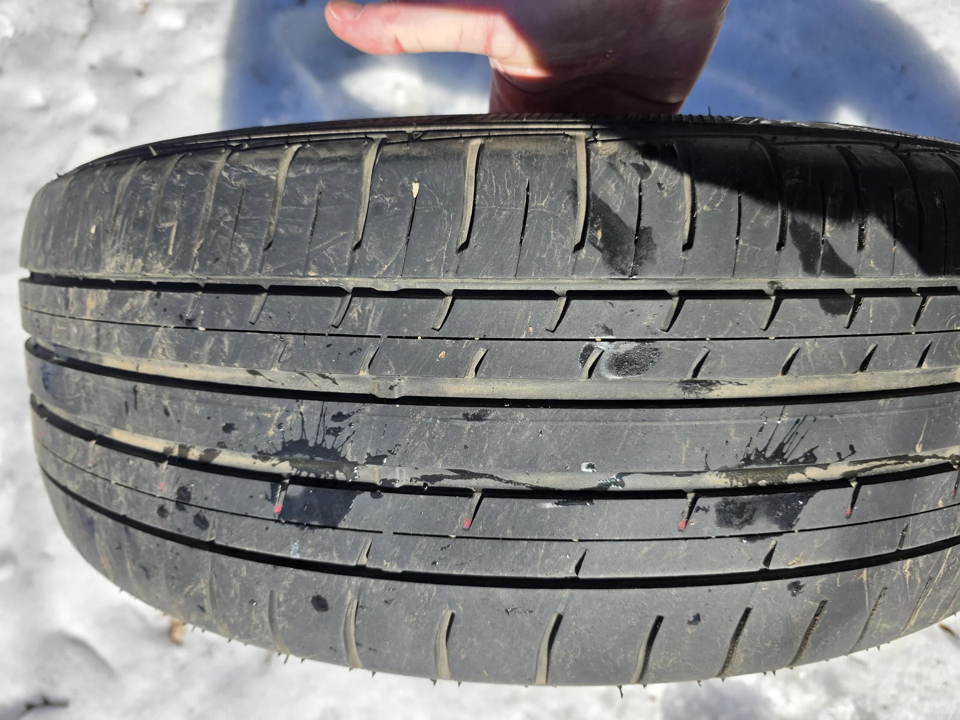 Шины Falken Azenis FK453CC 235/55 R19 - миниатюра 2
