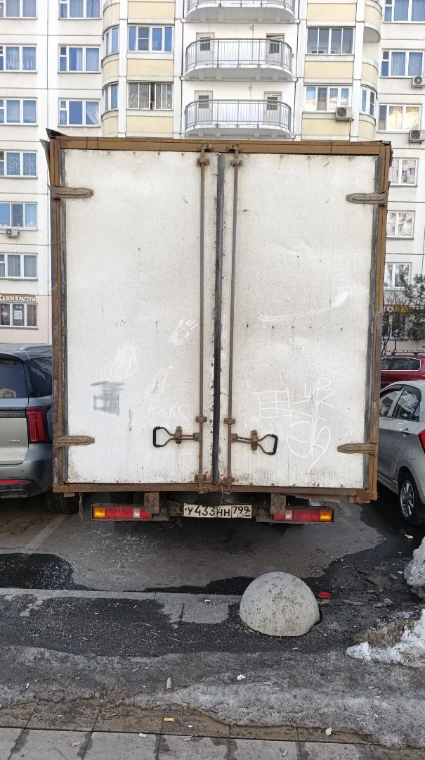 ГАЗ 3302 - миниатюра 2