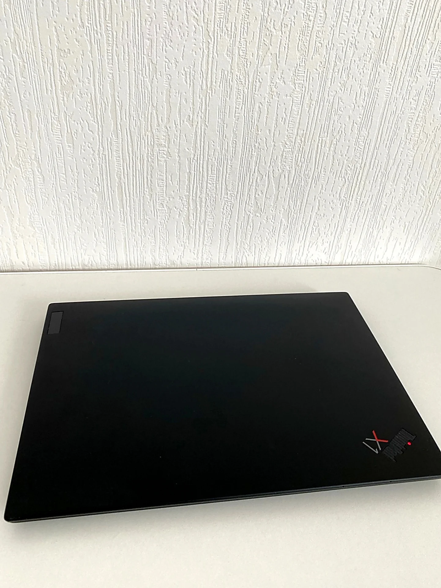 Lenovo Thinkpad X1 Gen 9 - миниатюра 3