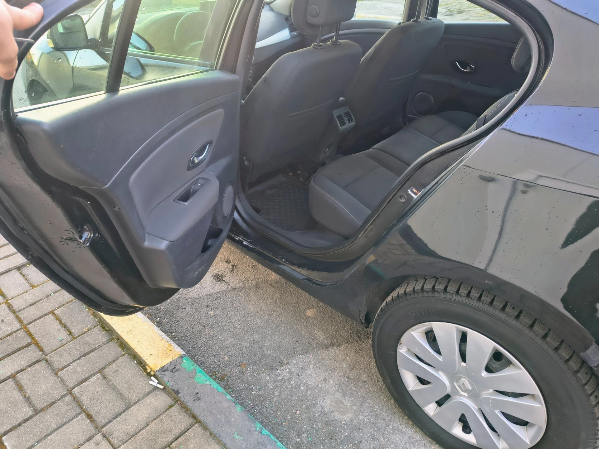 Renault Fluence 1.6 MT - миниатюра 9