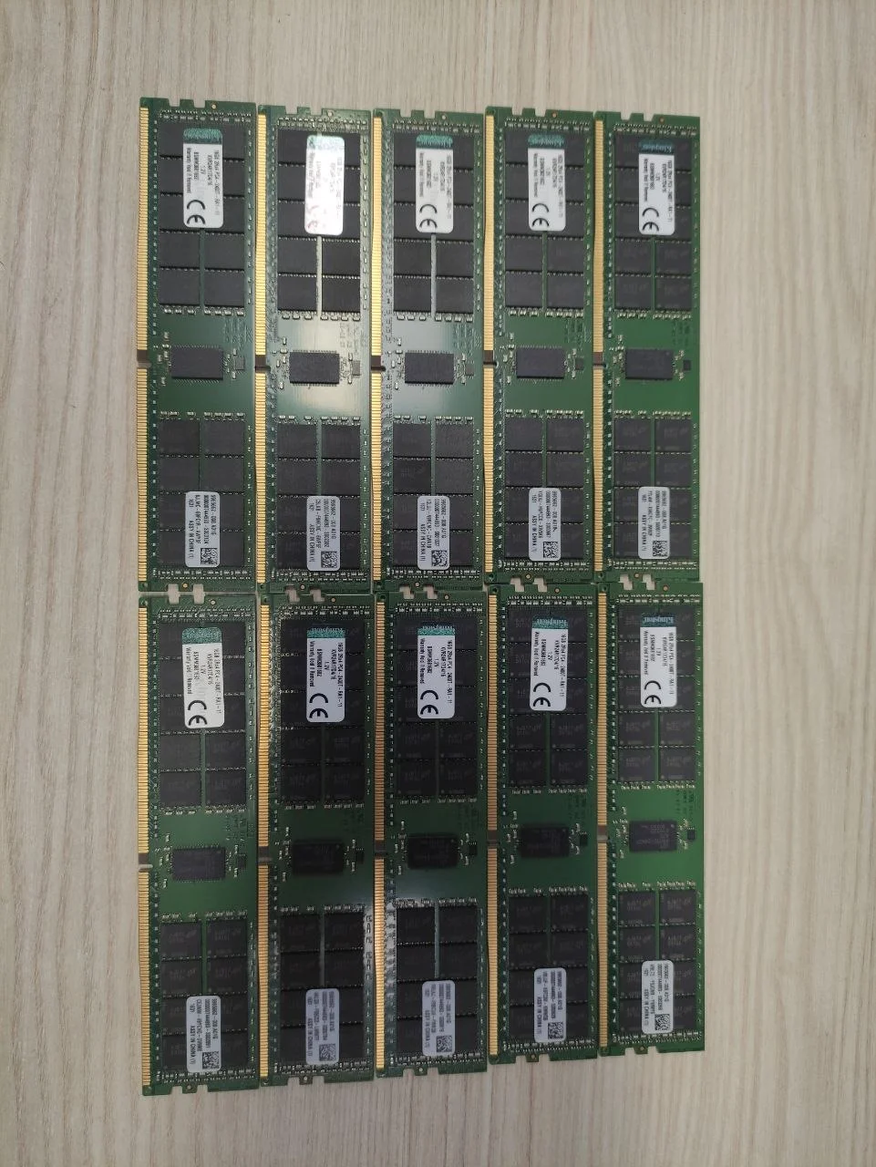 DDR4 16gb модули - изображение 1