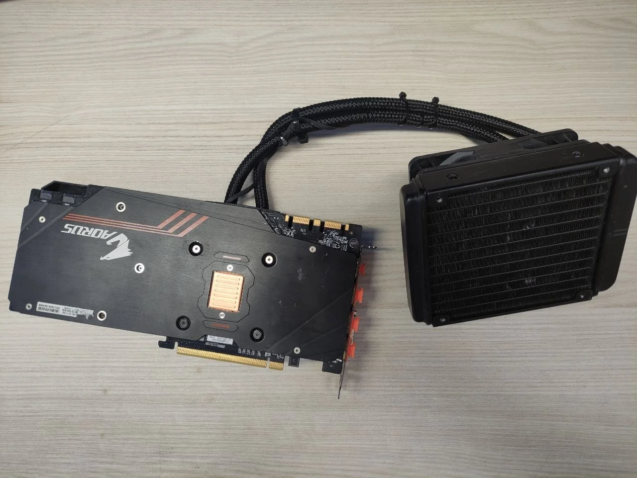GTX1080ti 11gb - миниатюра 2