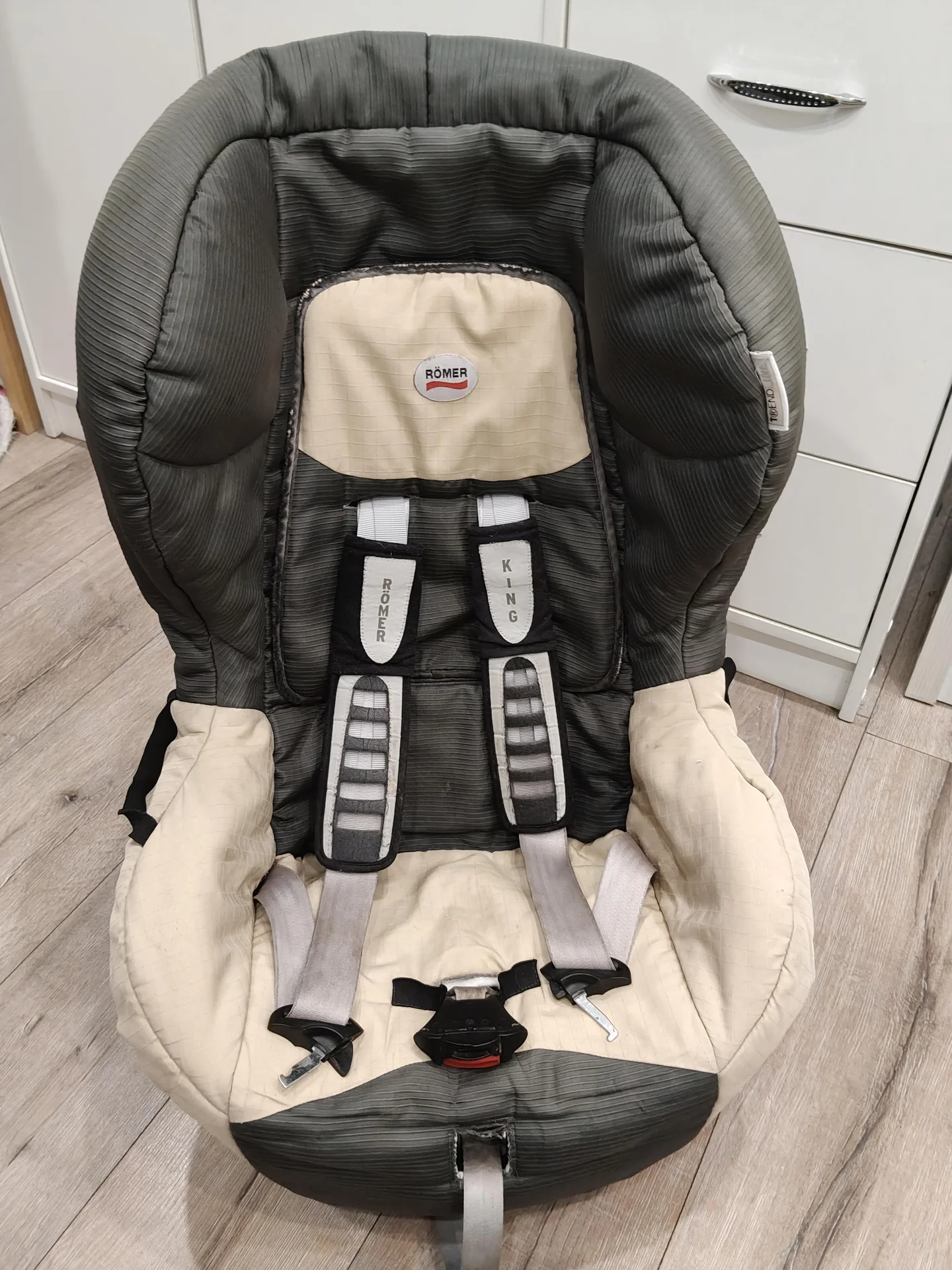 Кресло автомобильное britax romer king 9-18 кг - миниатюра 5