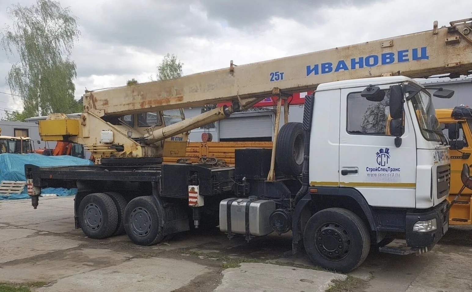 Автокран ИВАНОВЕЦ 25тонн - миниатюра 3