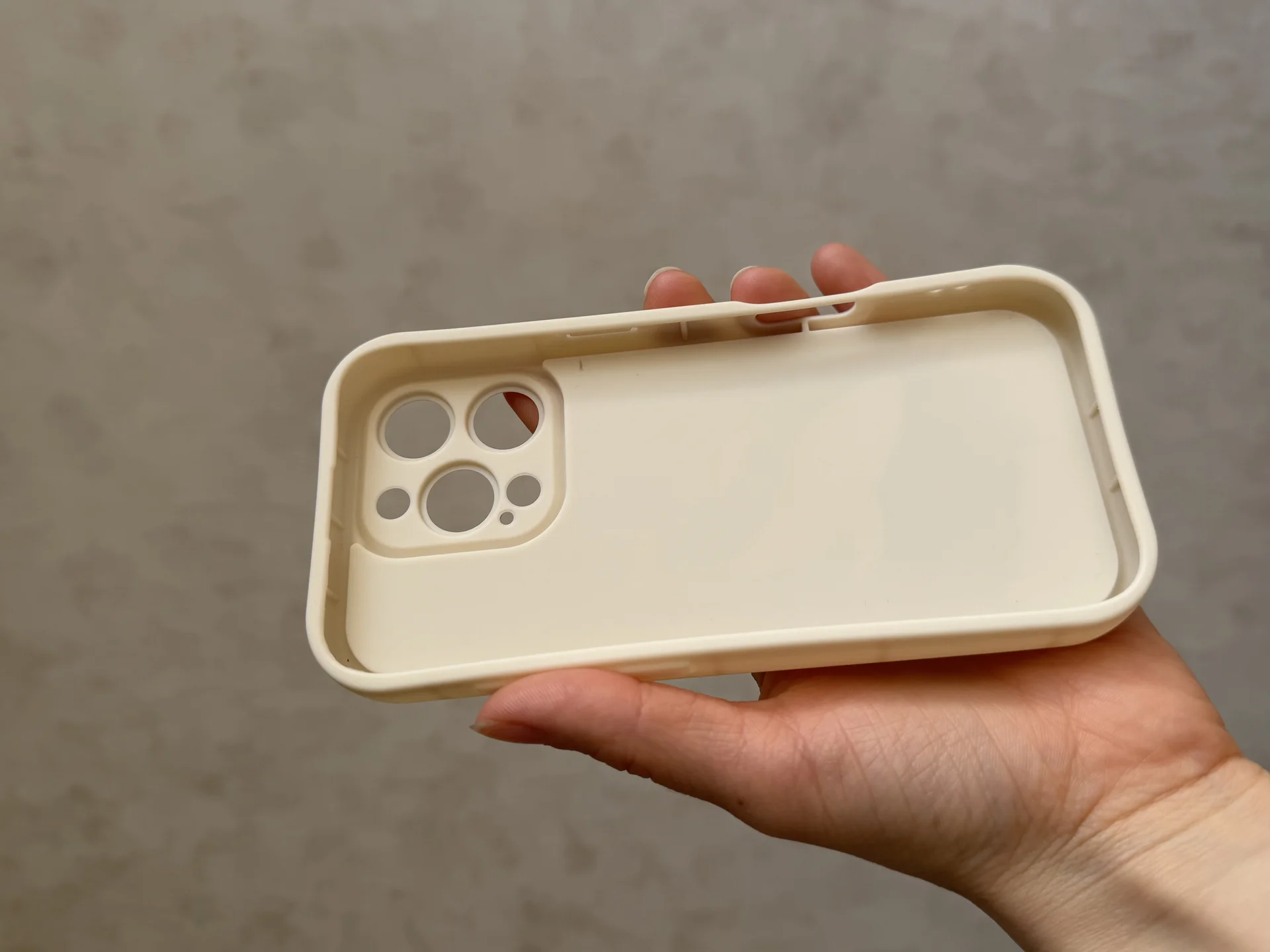 Чехол на iPhone 16 pro новый - миниатюра 2