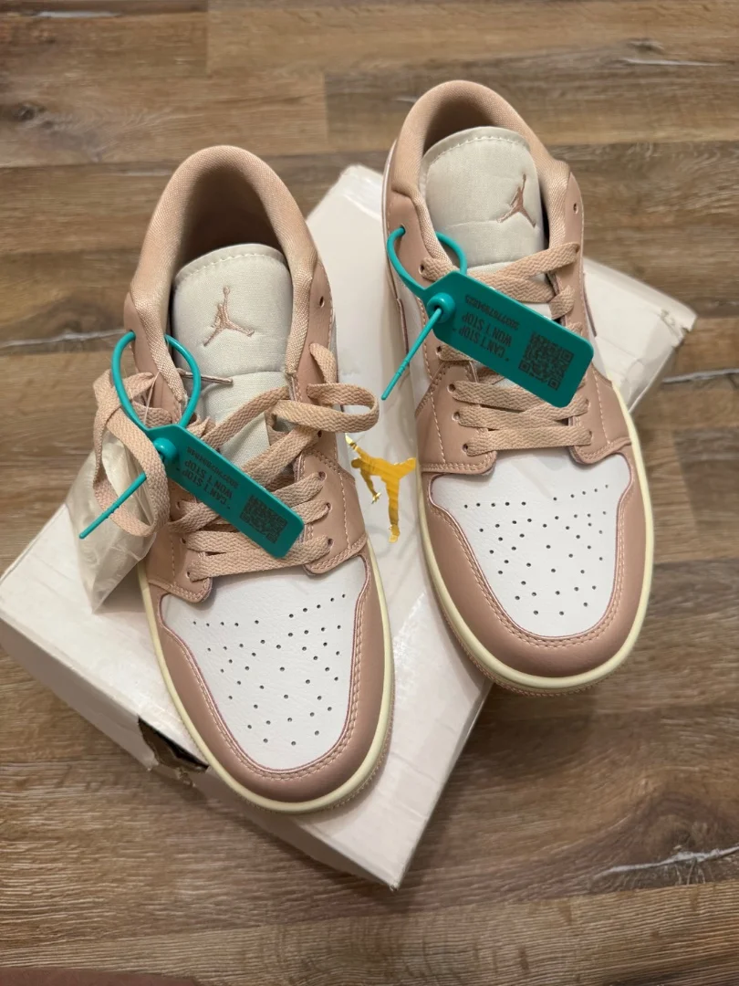 Air Jordan 1 Low (Новые Оригинал) - миниатюра 5
