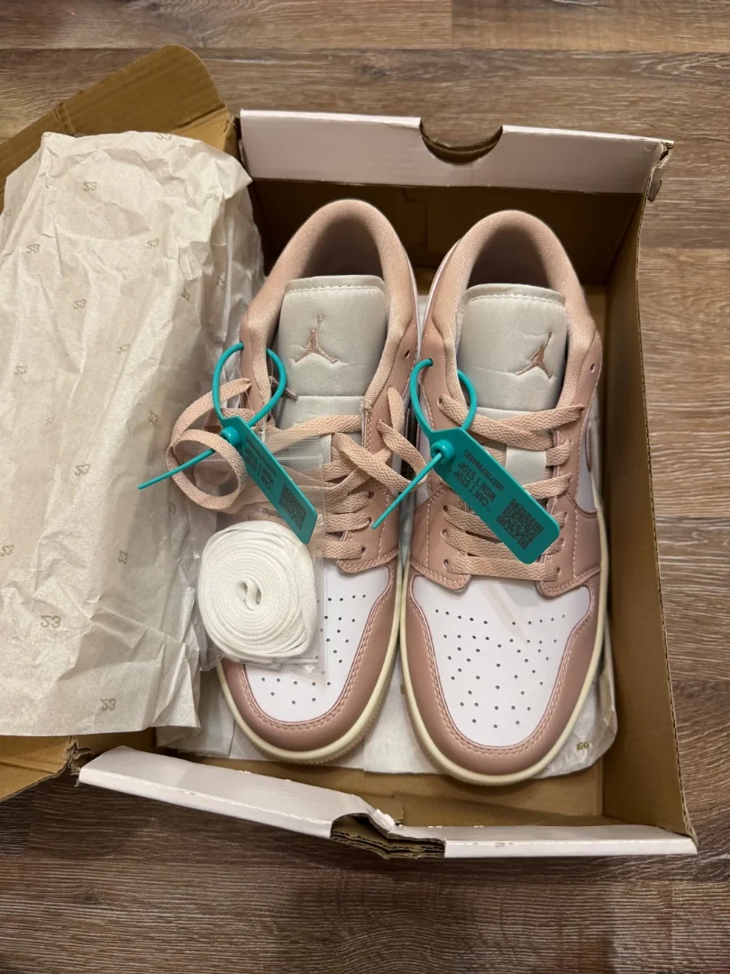 Air Jordan 1 Low (Новые Оригинал) - миниатюра 6