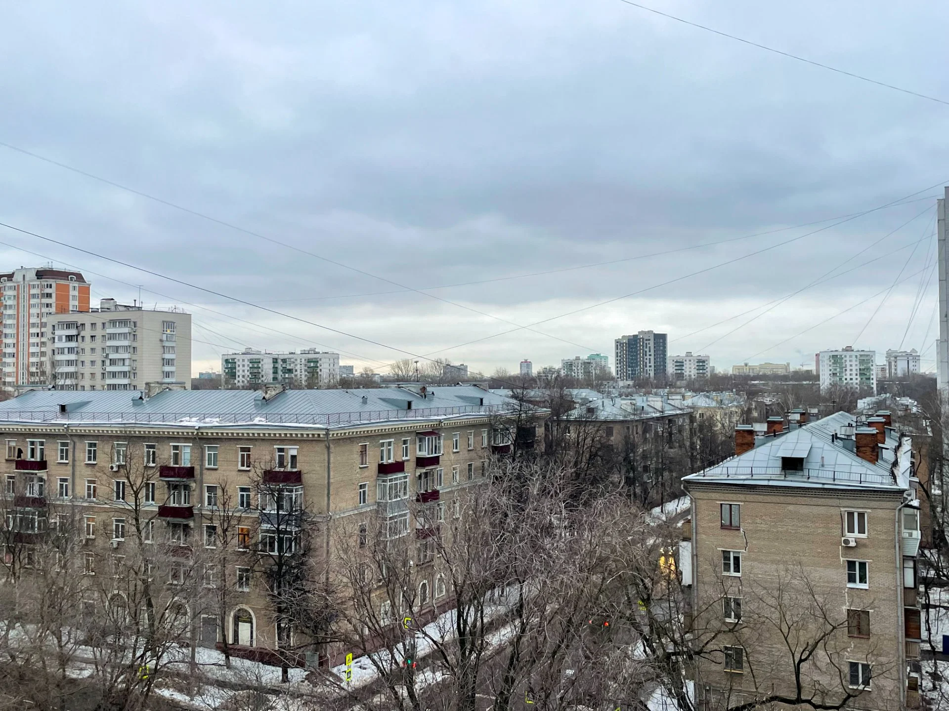 Светла студия в ЖК Михайловский парк - миниатюра 2