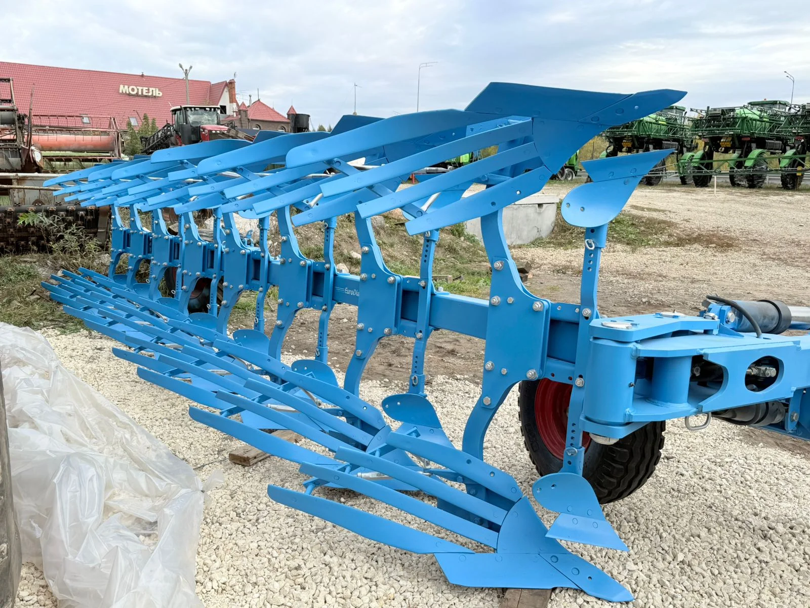 Плуг LEMKEN Euro Diamant 10 8+1 - миниатюра 14