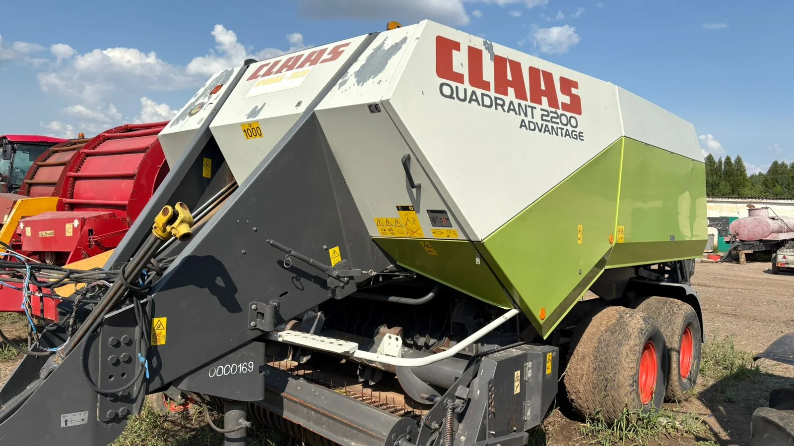 Пресс-подборщик Claas Quadrant, 2012 - изображение 1