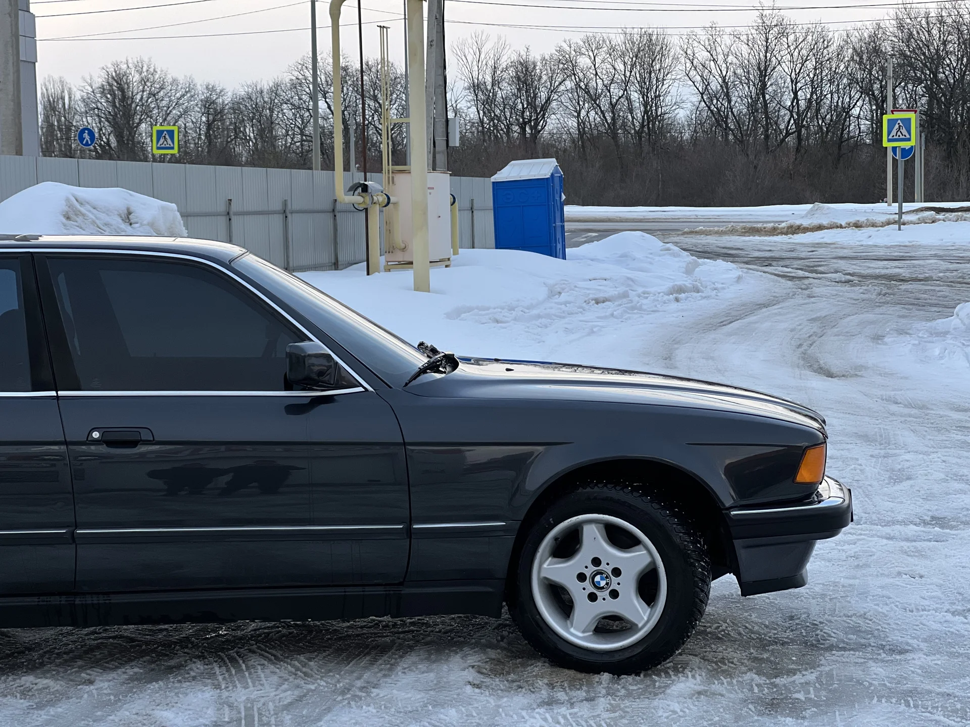 BMW E32 - миниатюра 5