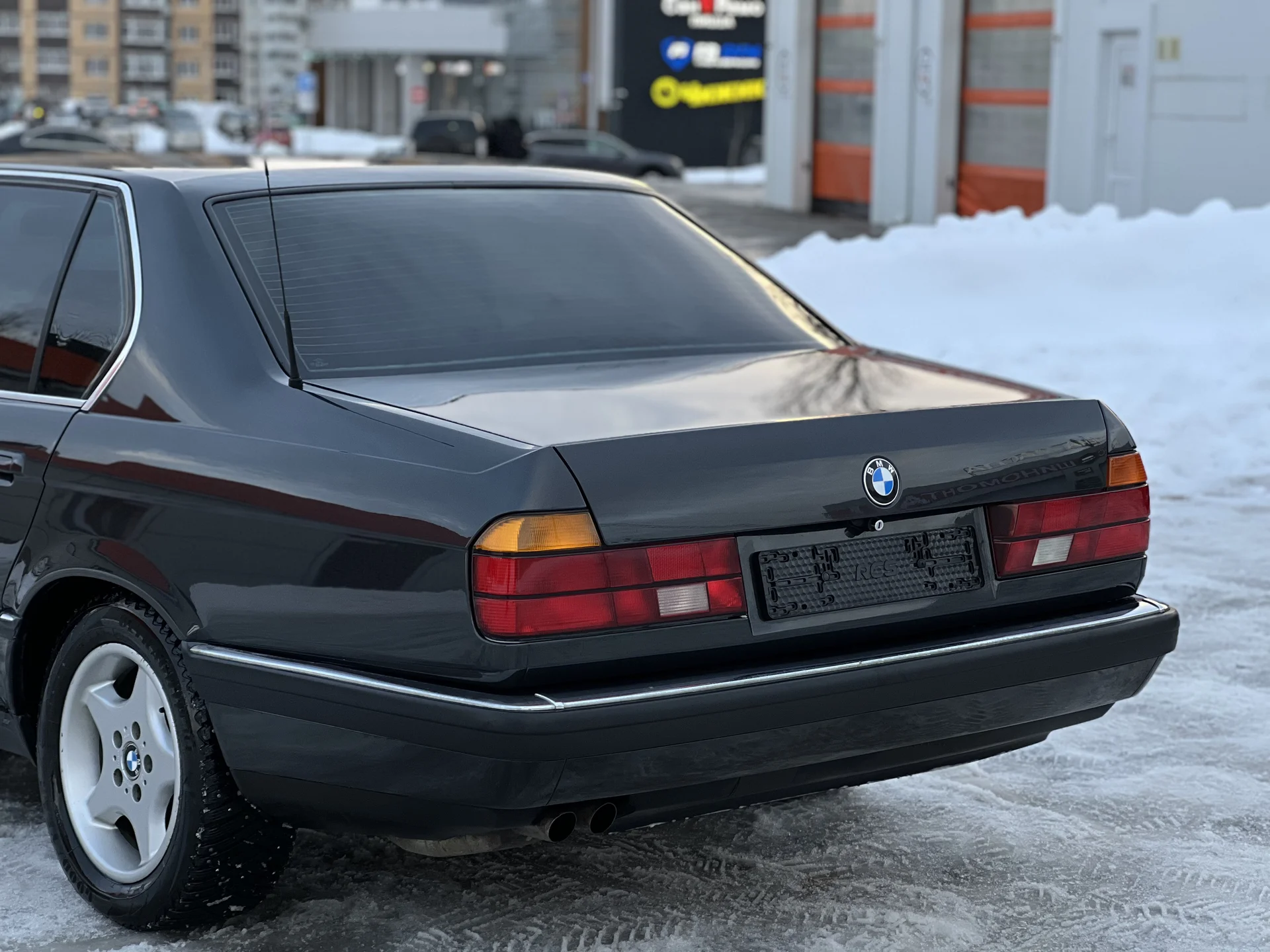 BMW E32 - миниатюра 13