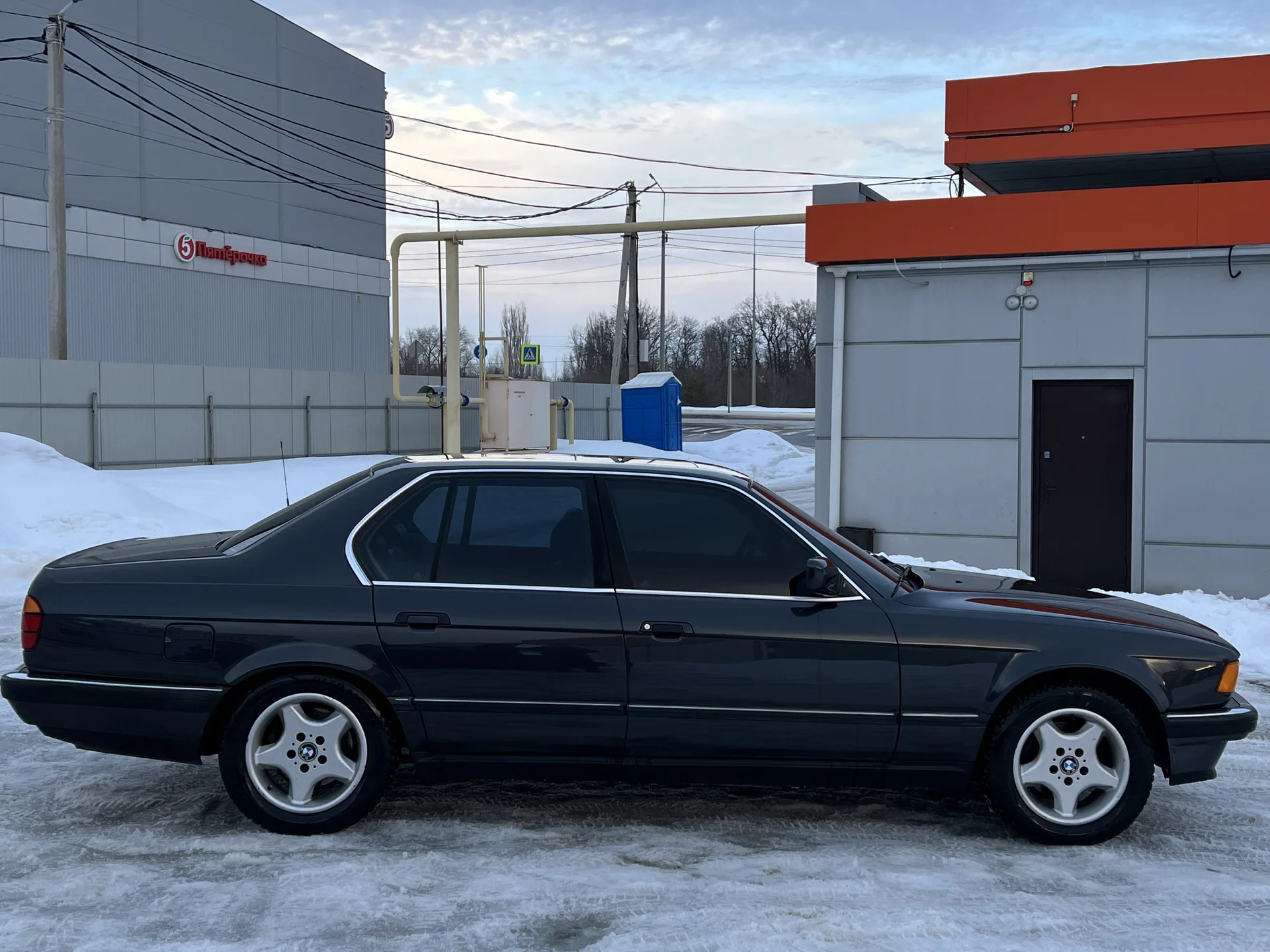 BMW E32 - миниатюра 17