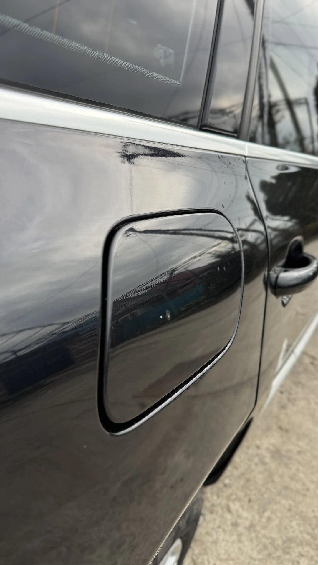 Автомобиль Volkswagen Touareg - миниатюра 18