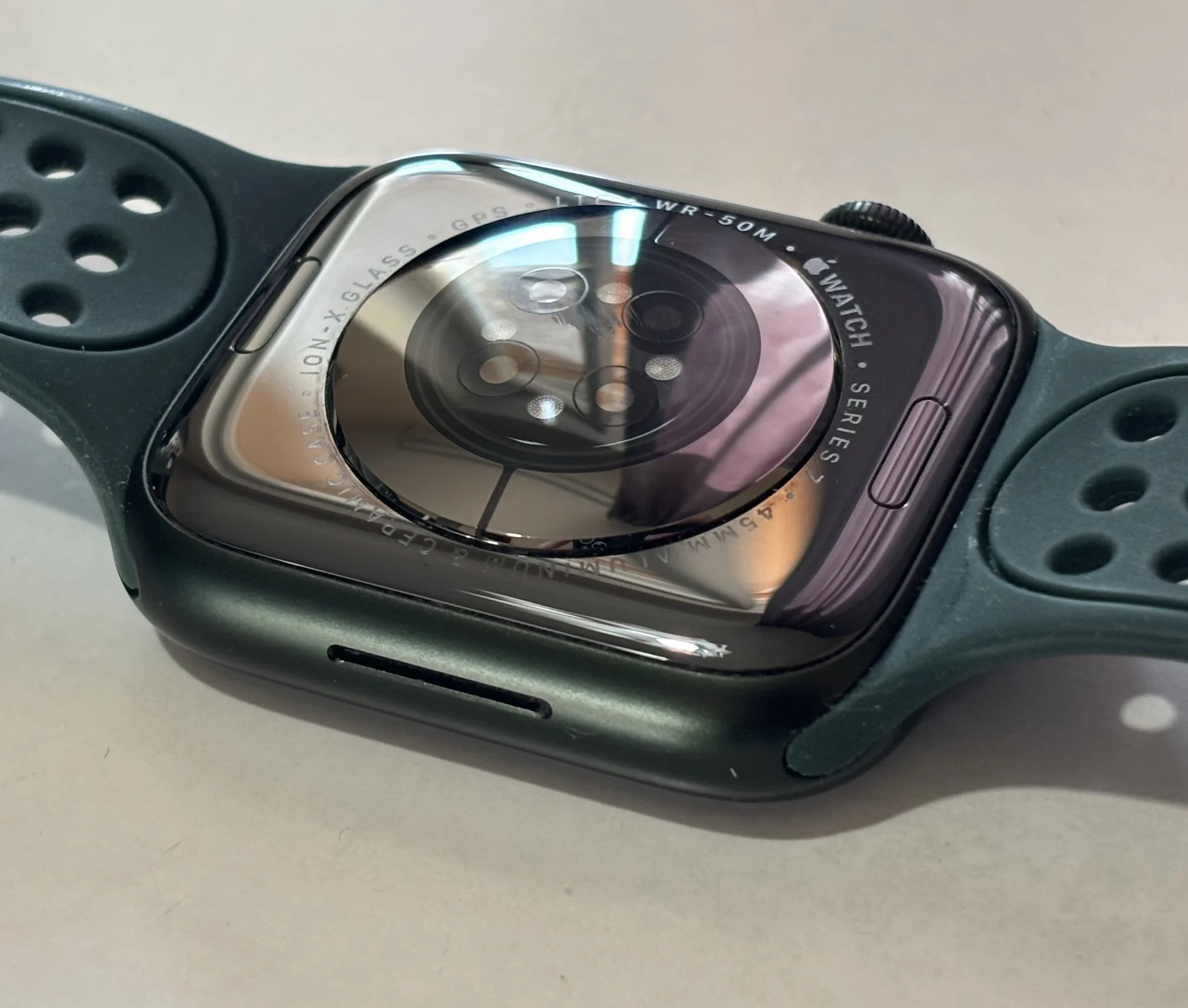 Часы Apple Watch 7 45mm - миниатюра 3