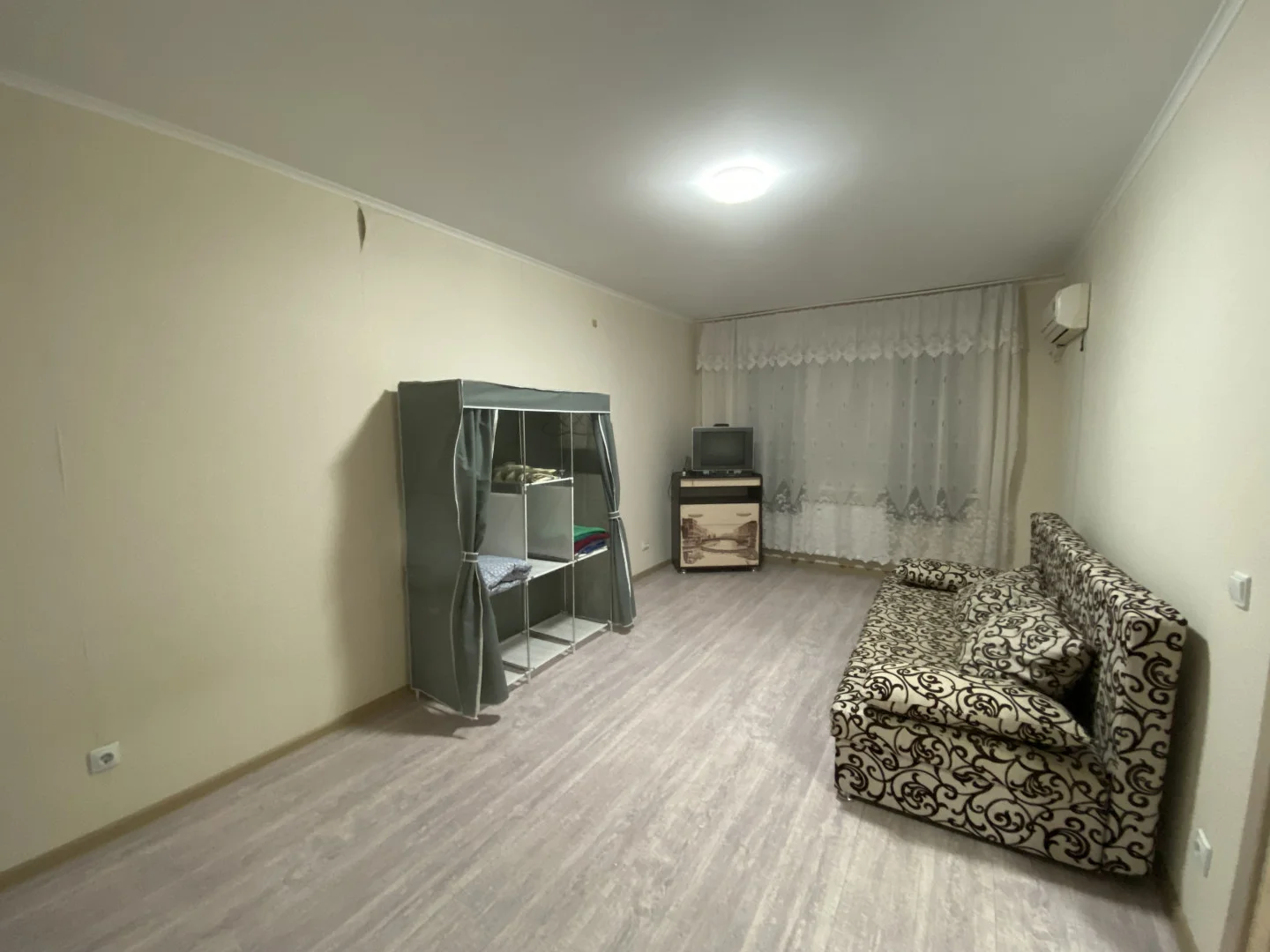 1-к. квартира, 40 м², вид на парк, мебель/техника в подарок. Срочно! - миниатюра 8
