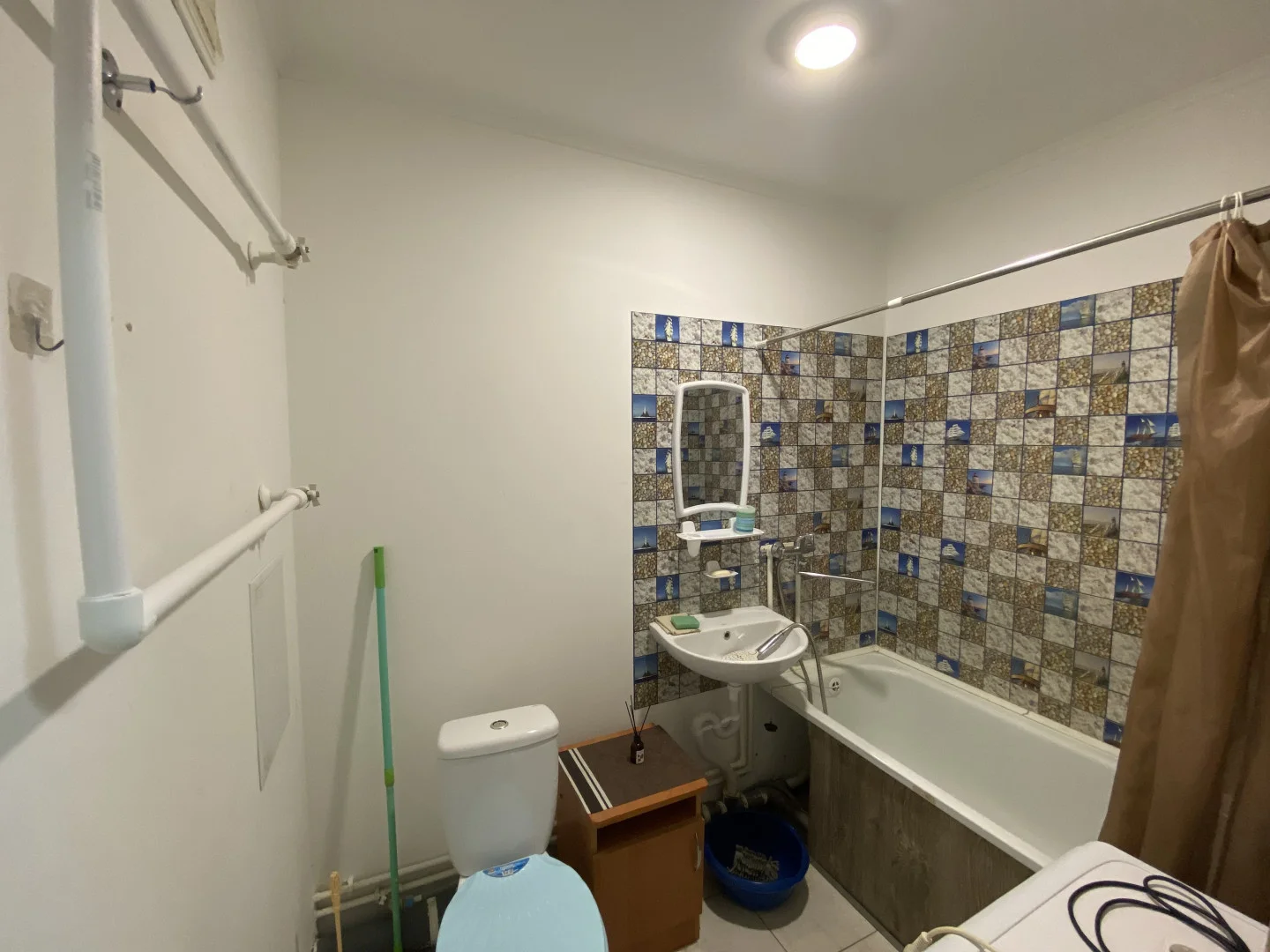 1-к. квартира, 40 м², вид на парк, мебель/техника в подарок. Срочно! - миниатюра 10
