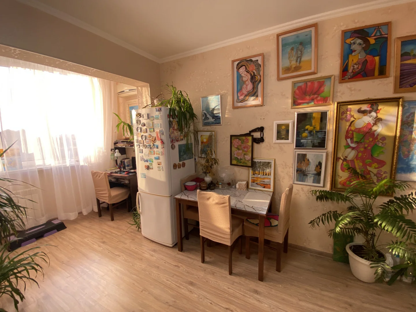 Продам срочно 1к квартиру. Собственник один. 50,3 м² уюта и тишины: своё отопление + море! - миниатюра 4