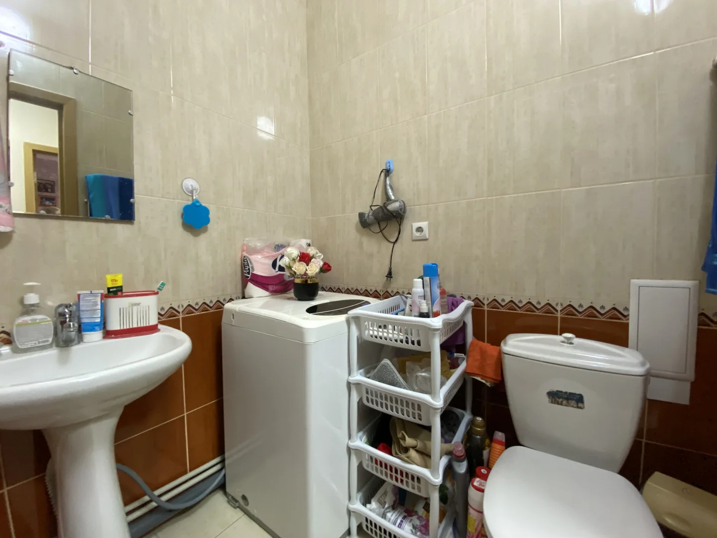 Продам срочно 1к квартиру. Собственник один. 50,3 м² уюта и тишины: своё отопление + море! - миниатюра 11