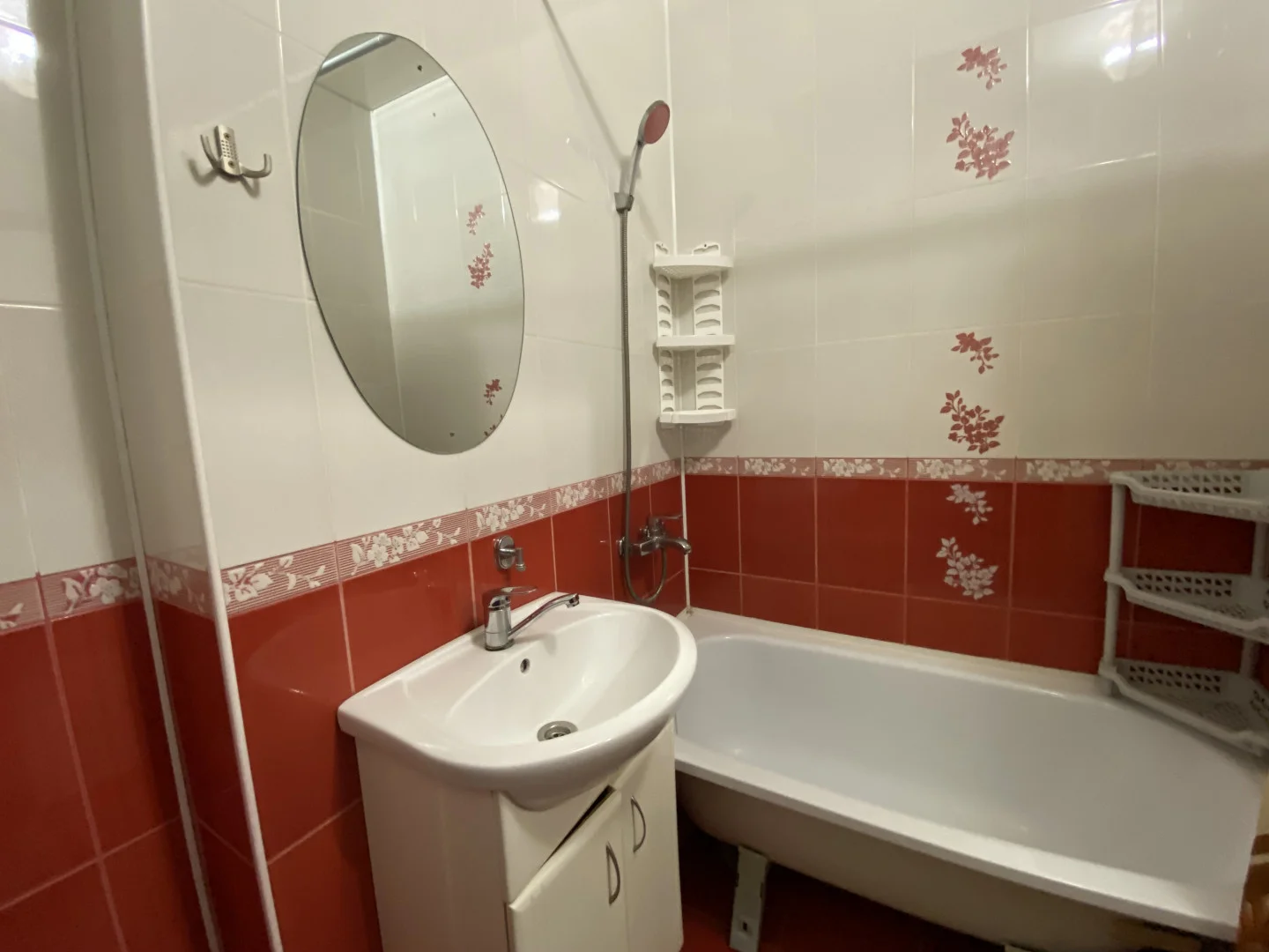 Продам срочно 1к квартиру. Собственник один.  50 м². - миниатюра 11