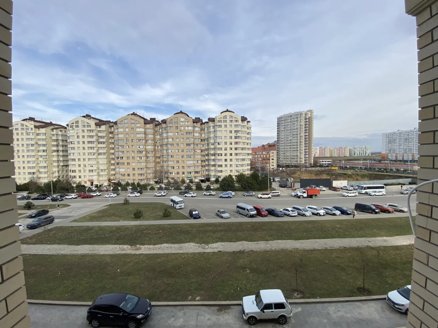 Продается уютная двухкомнатная квартира в монолитно-кирпичном доме постройки 2018 года. - миниатюра 13