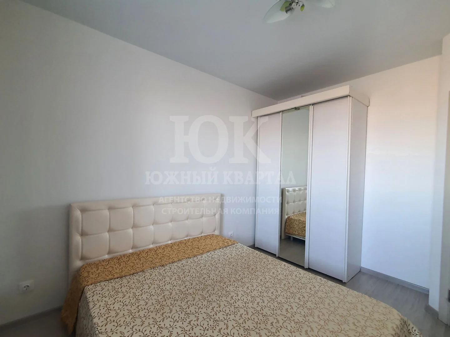 В продаже уютная , меблированная 1-комнатная квартира 41 кв.м. на 4 этаже 18 этажного дома. - миниатюра 5