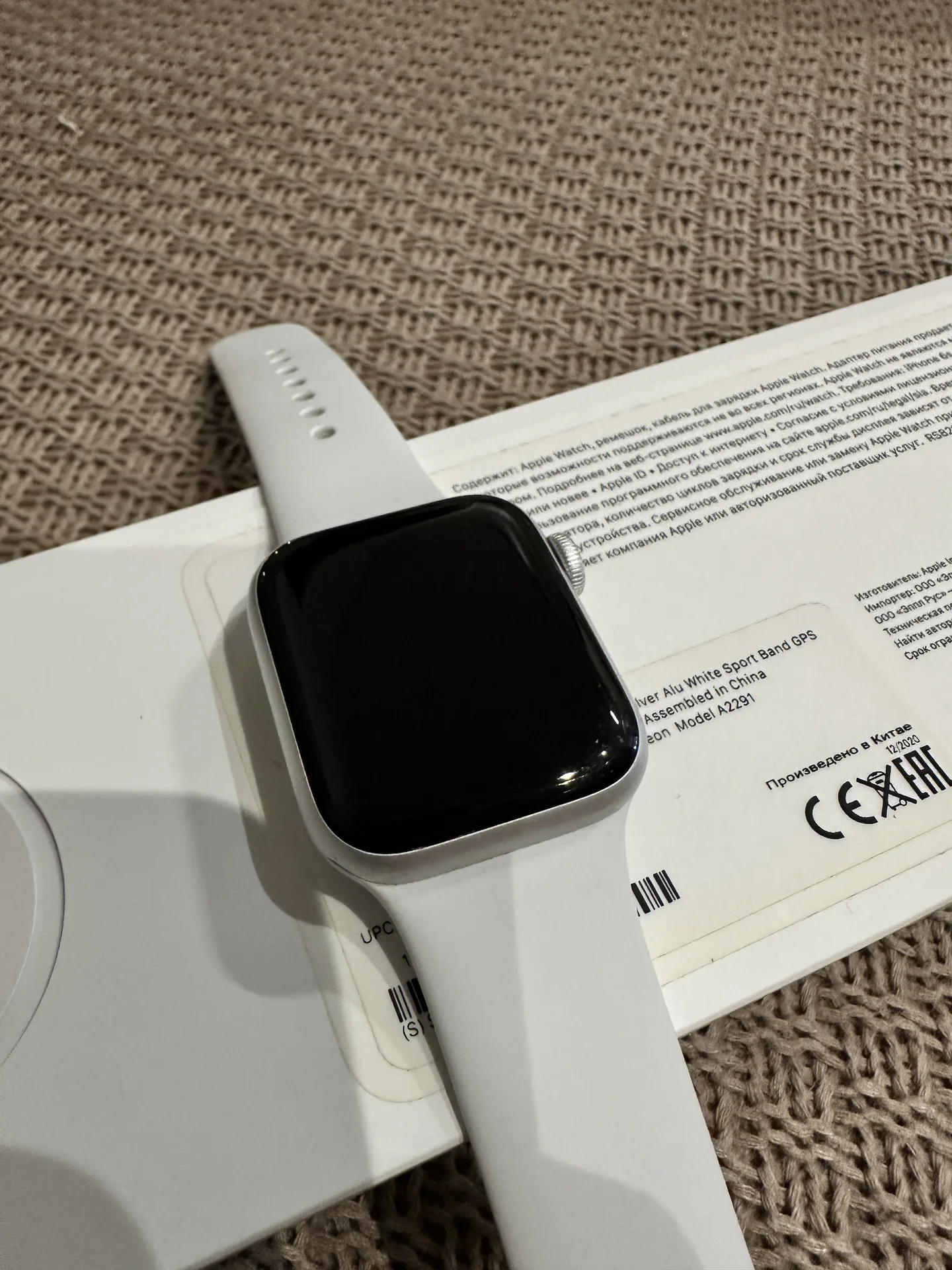 Часы apple watch 6 40mm - миниатюра 3