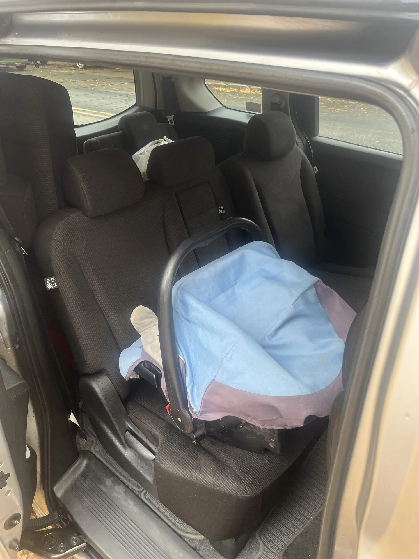 Honda Freed 4WD - миниатюра 7