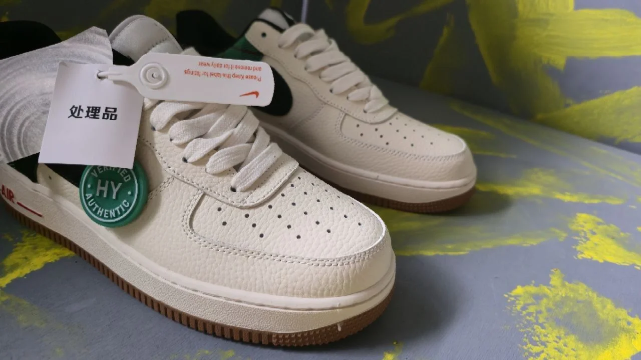 Кроссовки Nike air force 1 - миниатюра 7