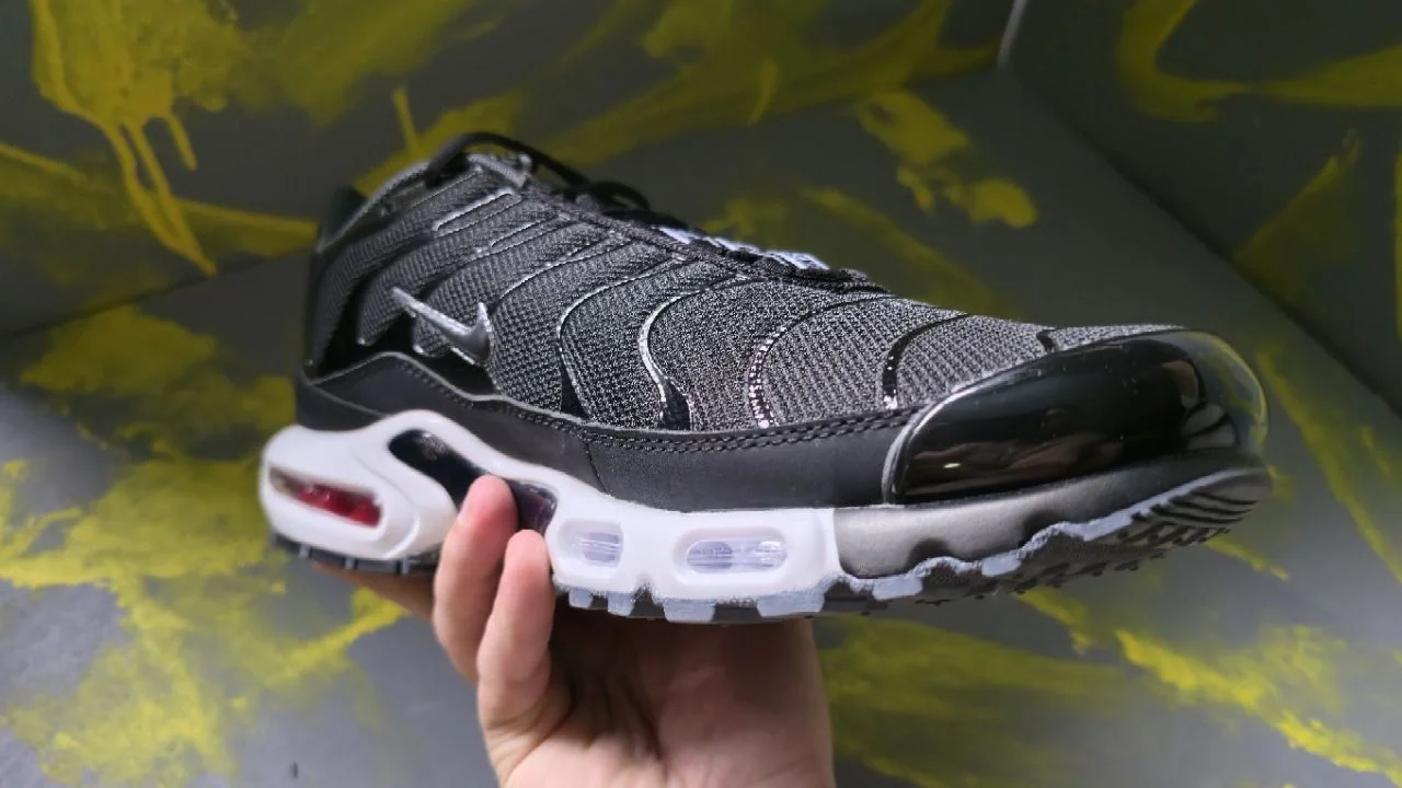 Air Max Plus чёрные - миниатюра 4