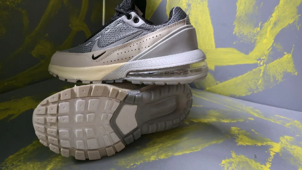 Nike Air Max pulse - миниатюра 7
